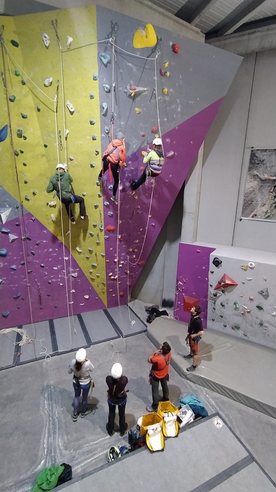 Se celebró el Curso de Iniciación a la Espeleología Vertical